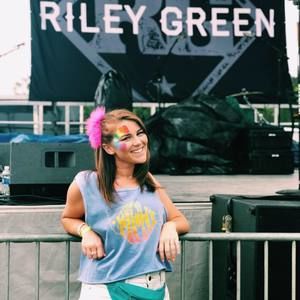 Meet your Posher, Allison